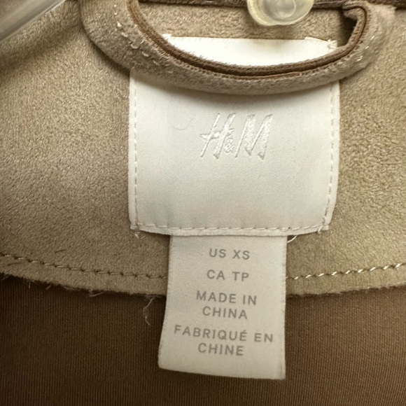 H&M Light Beige Faux Suede Cropped Moto Jacket - Women's XS. Wore it once - Picture 3 of 5